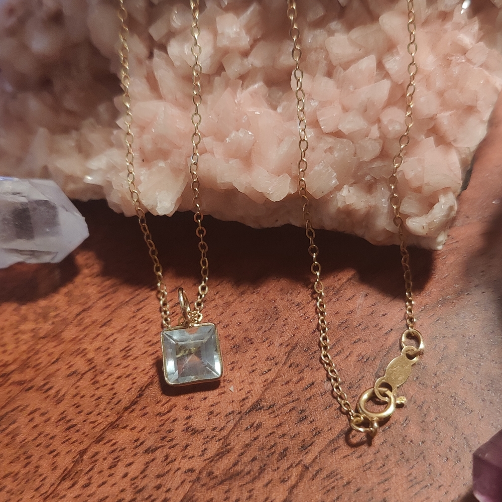 ✨SOLD On IG✨Square Aquamarine Pendant with Pyramid Back + 14K Chain ✨
